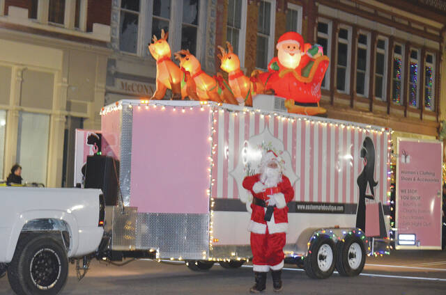 Georgetown Christmas Parade 2022 People Line The Streets Of Georgetown For Annual Christmas Parade | News  Democrat